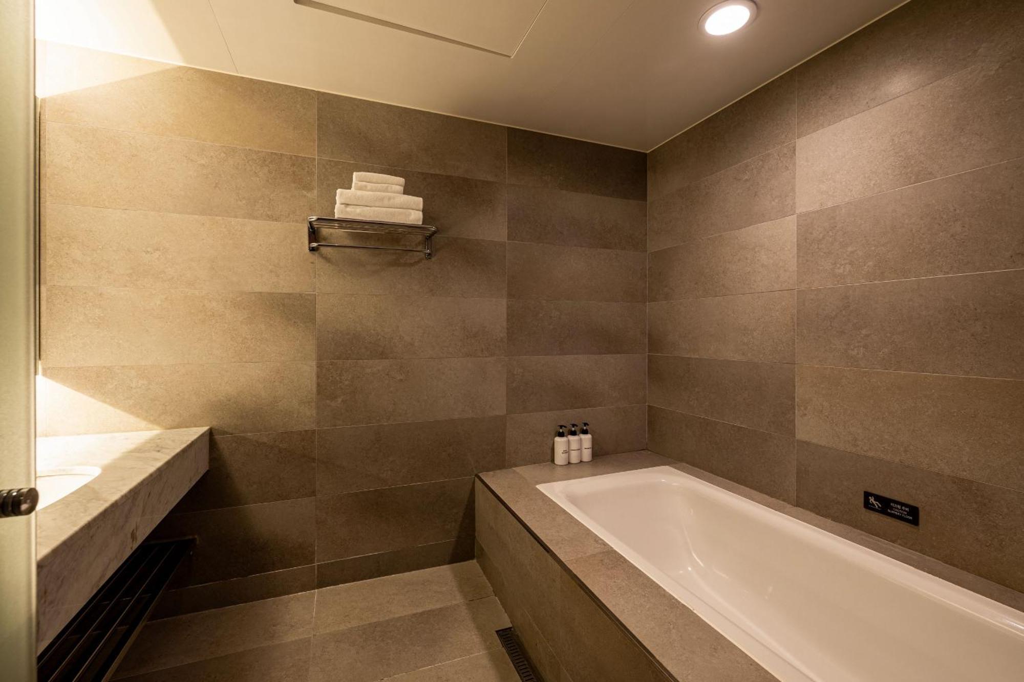 Hotel Sunbee Insadong Seoul Exterior foto